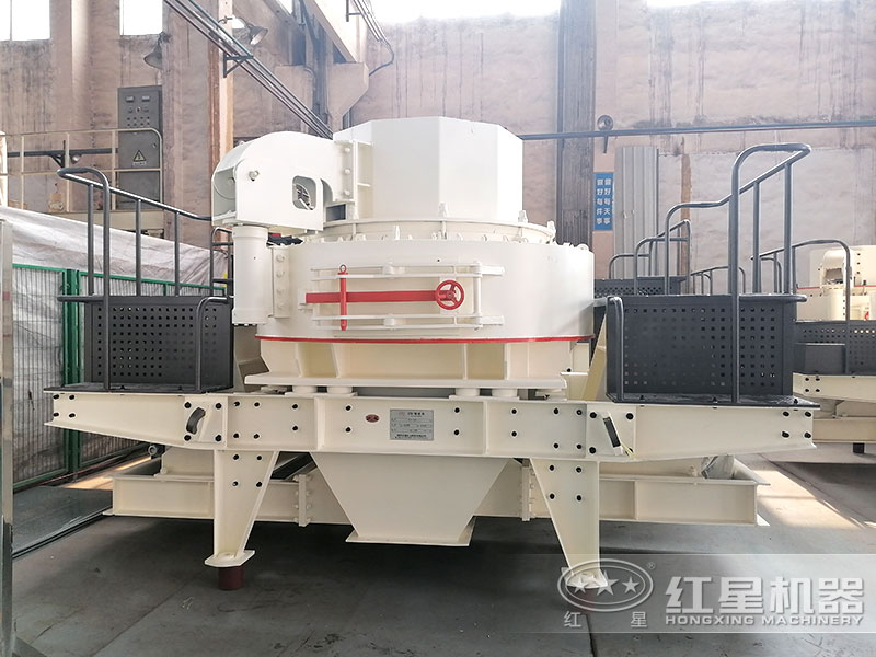 進(jìn)料尺寸為硬料：35mm,軟料30mm，處理能力120-180t/h，雙電機(jī)功率為4p 110kw