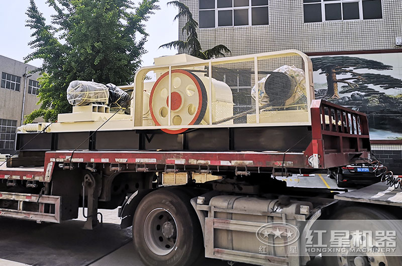 設(shè)備裝車發(fā)貨現(xiàn)場(chǎng) 設(shè)備裝車發(fā)貨現(xiàn)場(chǎng)