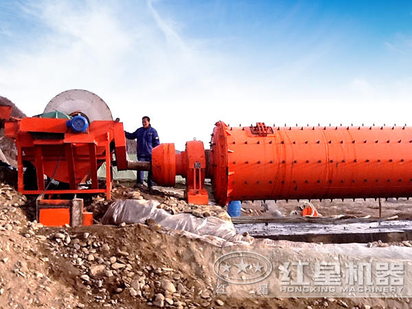 褐錳礦選礦生產(chǎn)線現(xiàn)場 褐錳礦選礦生產(chǎn)線現(xiàn)場