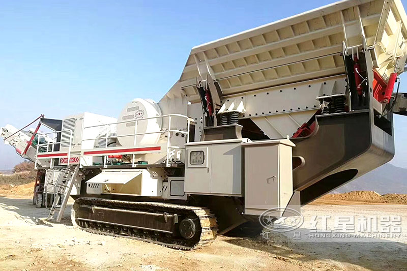 移動顎破+給料機，生產(chǎn)現(xiàn)場