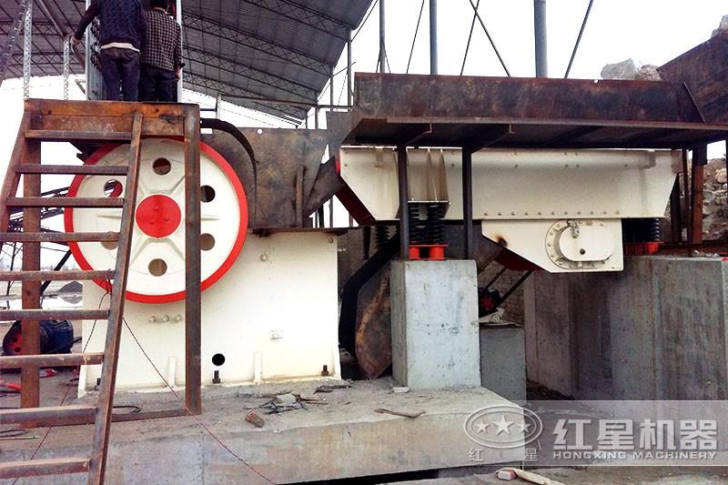 廣西采石場配置紅星機(jī)器的打石頭機(jī)器，更環(huán)保
