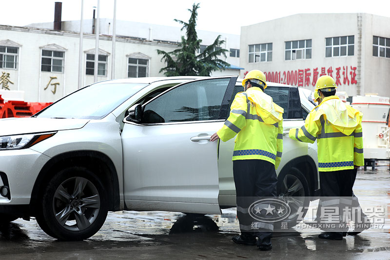 強大的售后團隊，隨時為您解決麻煩