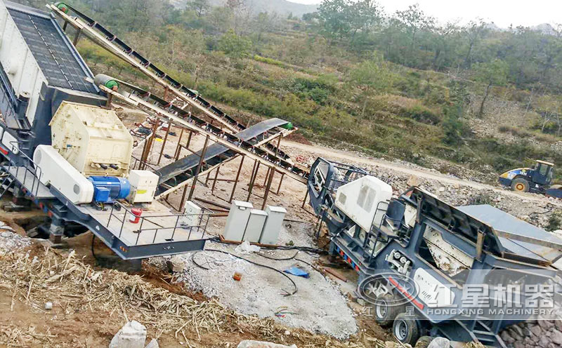 移動(dòng)式青石加工現(xiàn)場