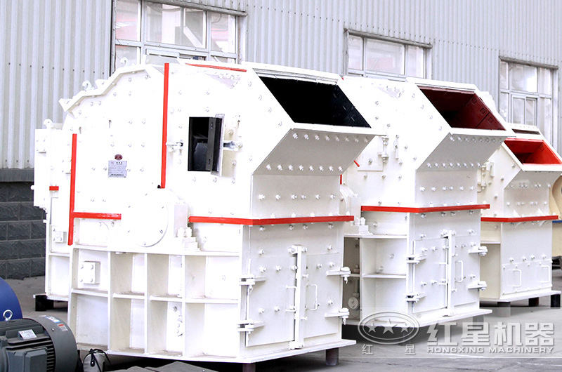 細(xì)碎打沙機(jī)，采用立體錘頭，便于更換