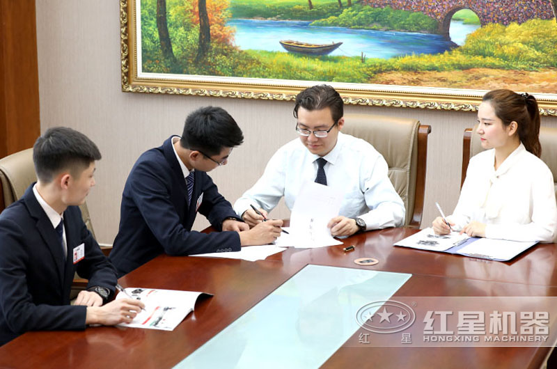 歡迎到紅星廠家參觀，我們?yōu)槟鷪髢r