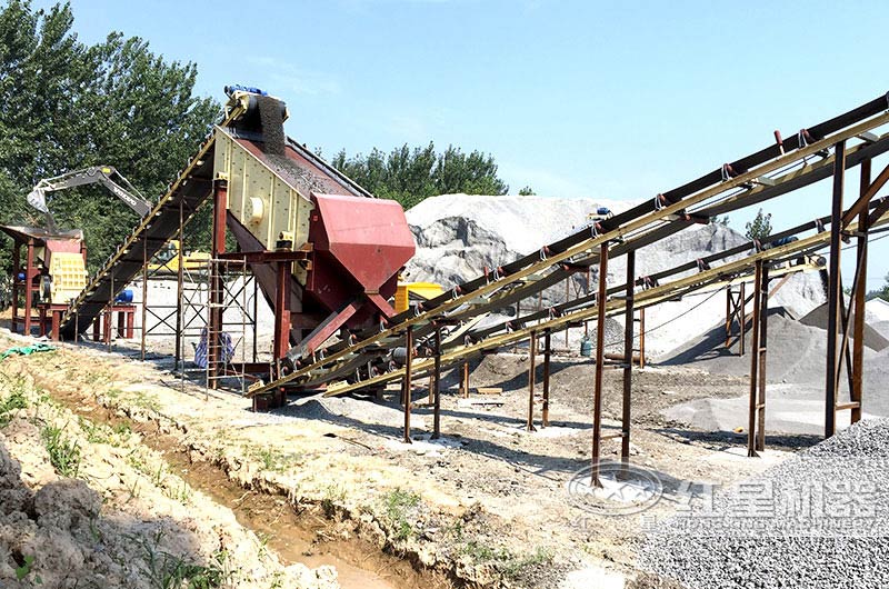 時(shí)產(chǎn)500噸礦山錘式破碎機(jī)價(jià)格多少？型號(hào)有哪些？