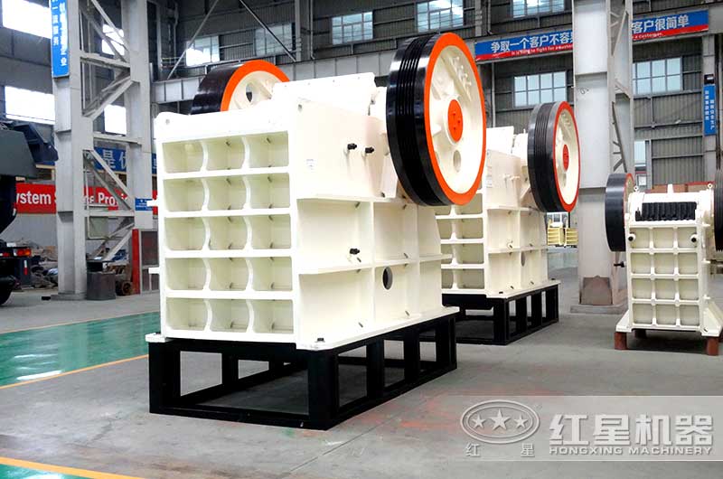 HD德版鄂式破石機，破碎比大